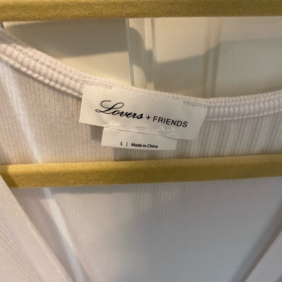 Lovers + Friends- white surpluses tee. Size small - Picture 6 of 6